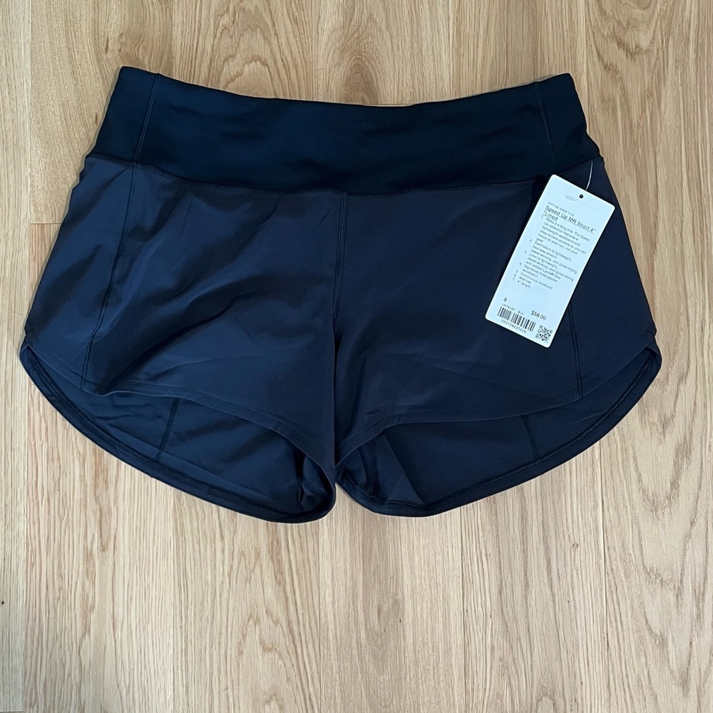 NWT lululemon Speed Up MR Short 4” *Lined